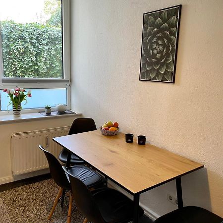 Zentrumsnahe Schoene Altbauwohnung Bis 4 Personen Фленсбург Экстерьер фото